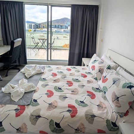 Dana-Cozy Private Room In Shared Central Apt-Rm 2 Canberra Zewnętrze zdjęcie