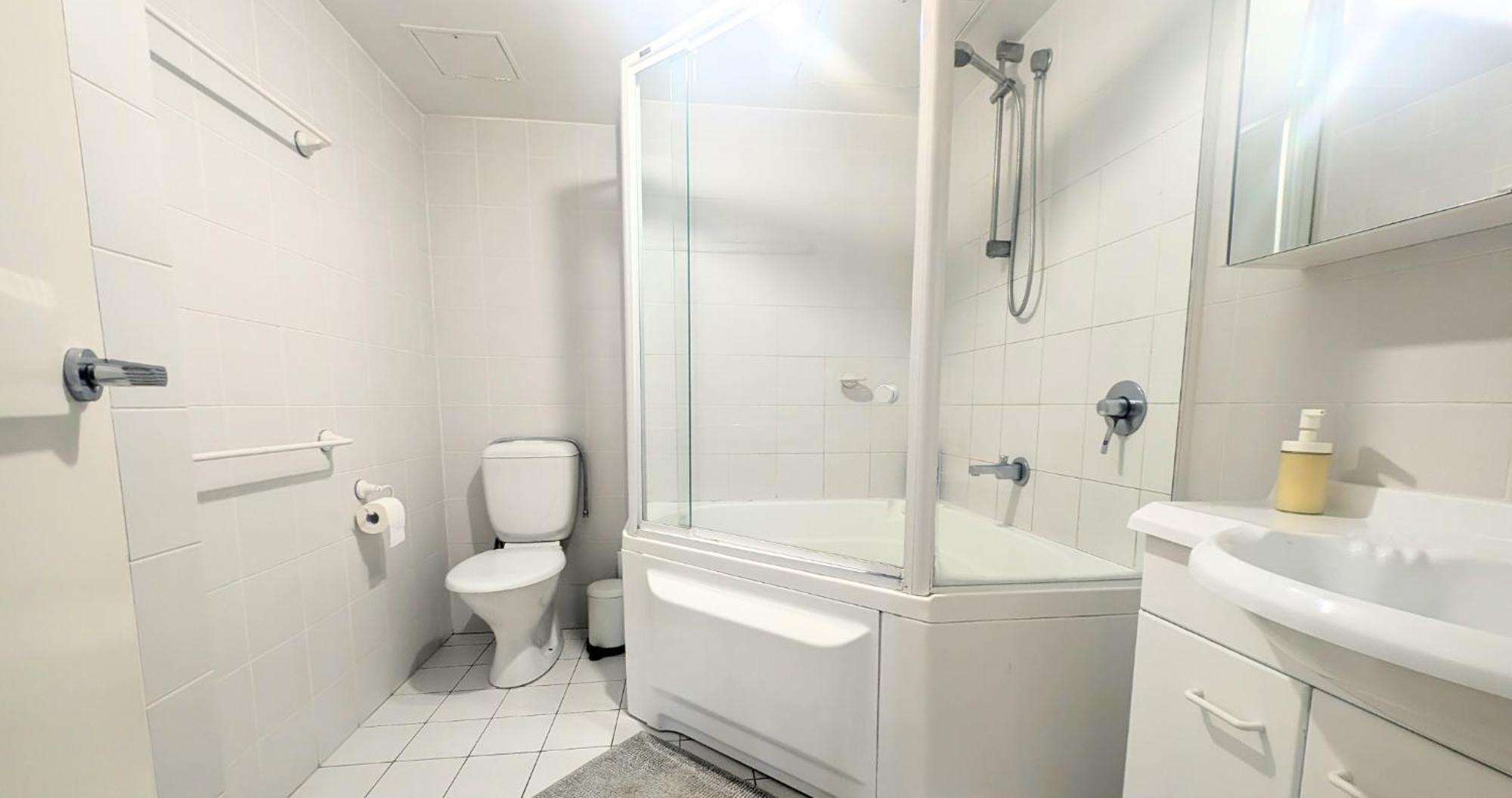 Dana-Cozy Private Room In Shared Central Apt-Rm 2 Canberra Zewnętrze zdjęcie